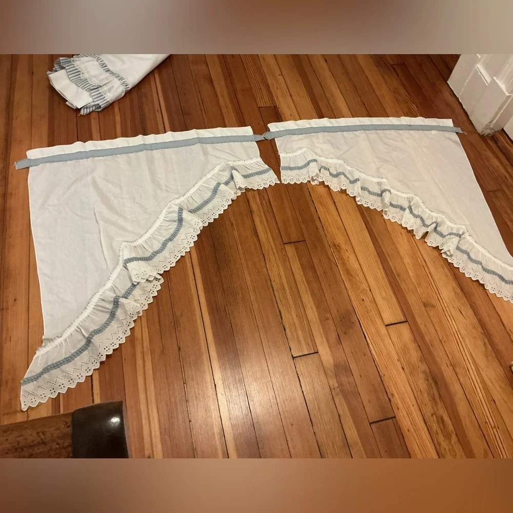 Vintage Shabby Chic Ruffled Curtains